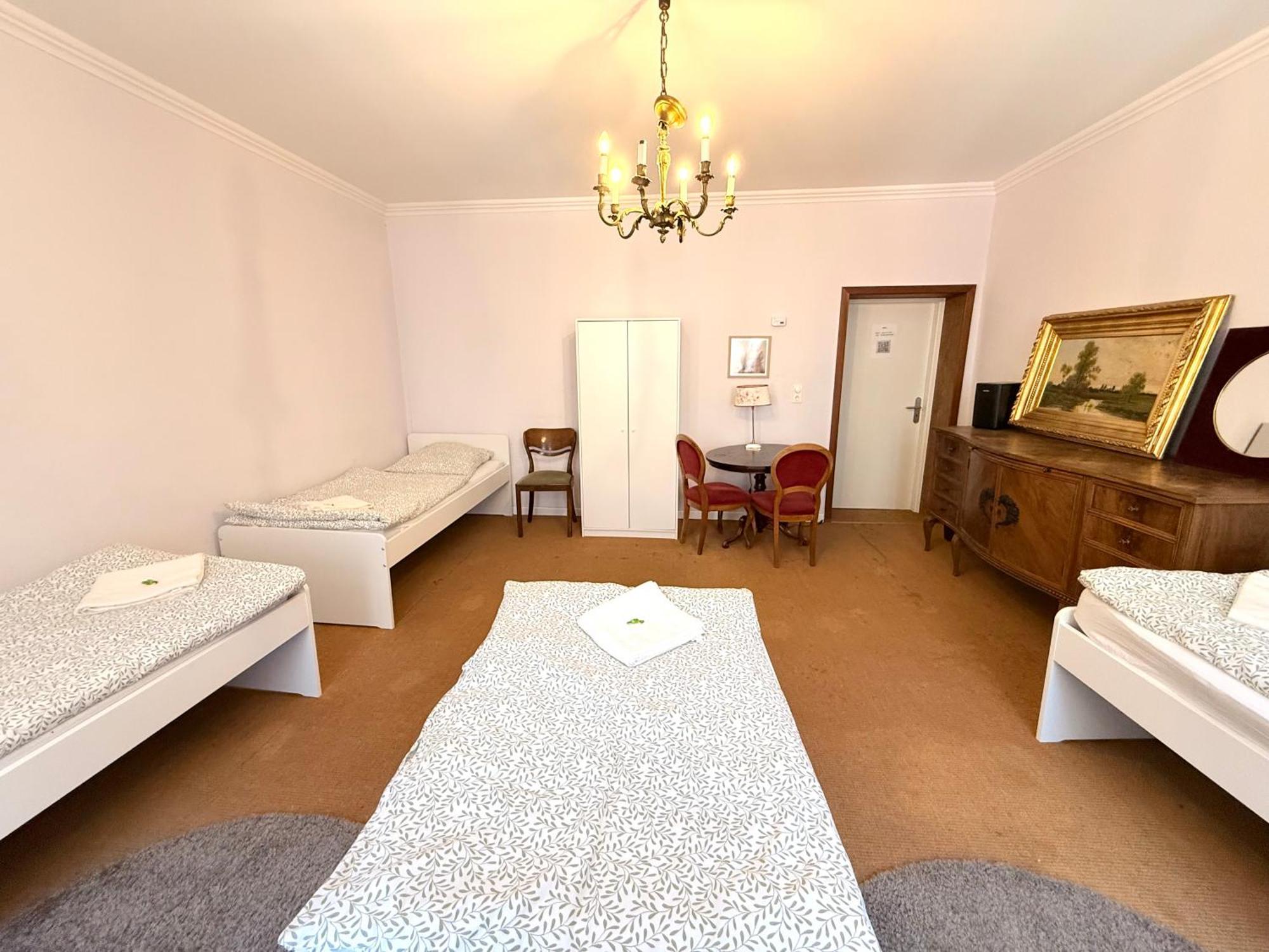 Pension Casa Tempora มิวนิก ภายนอก รูปภาพ