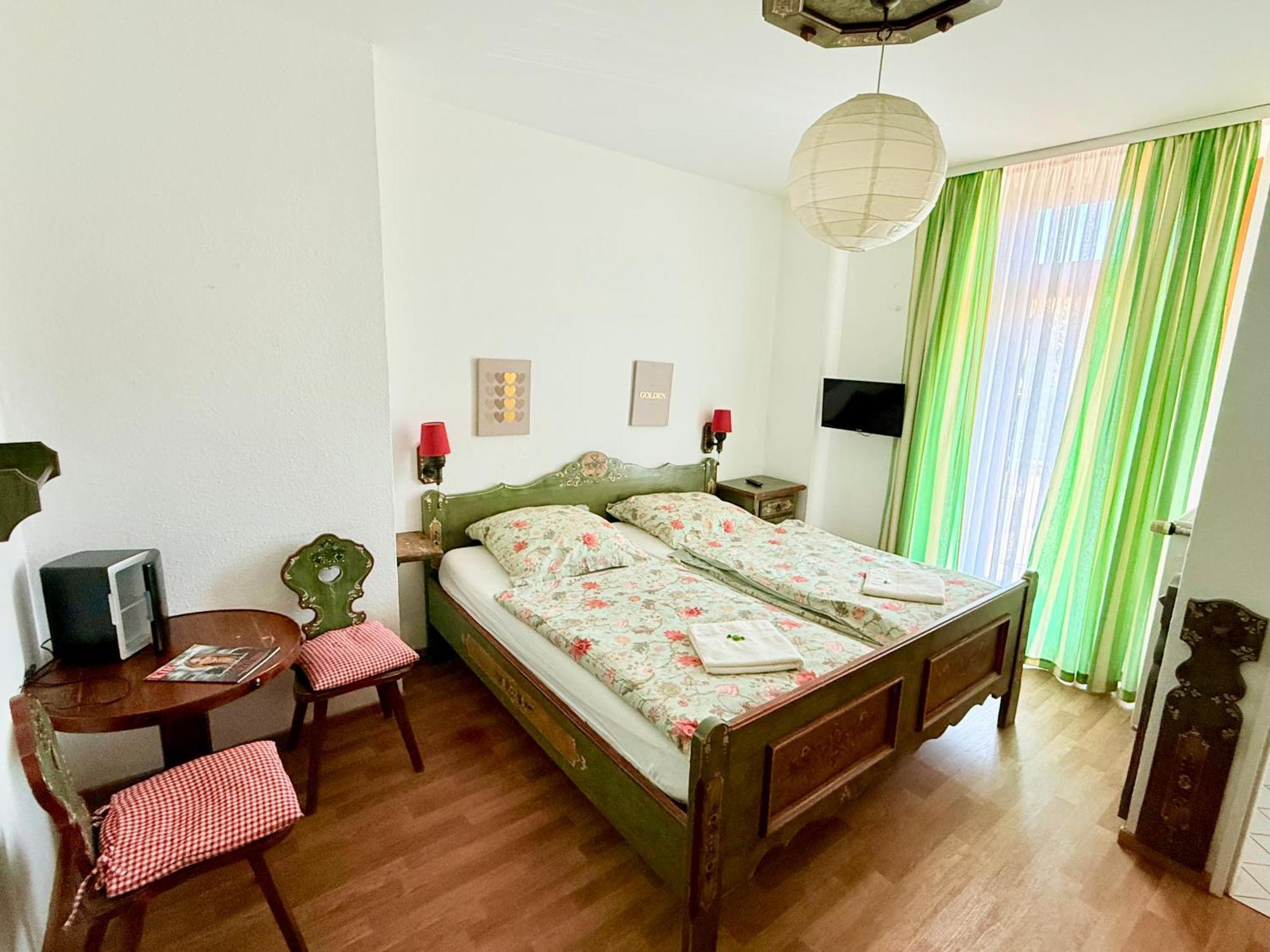 Pension Casa Tempora มิวนิก ภายนอก รูปภาพ